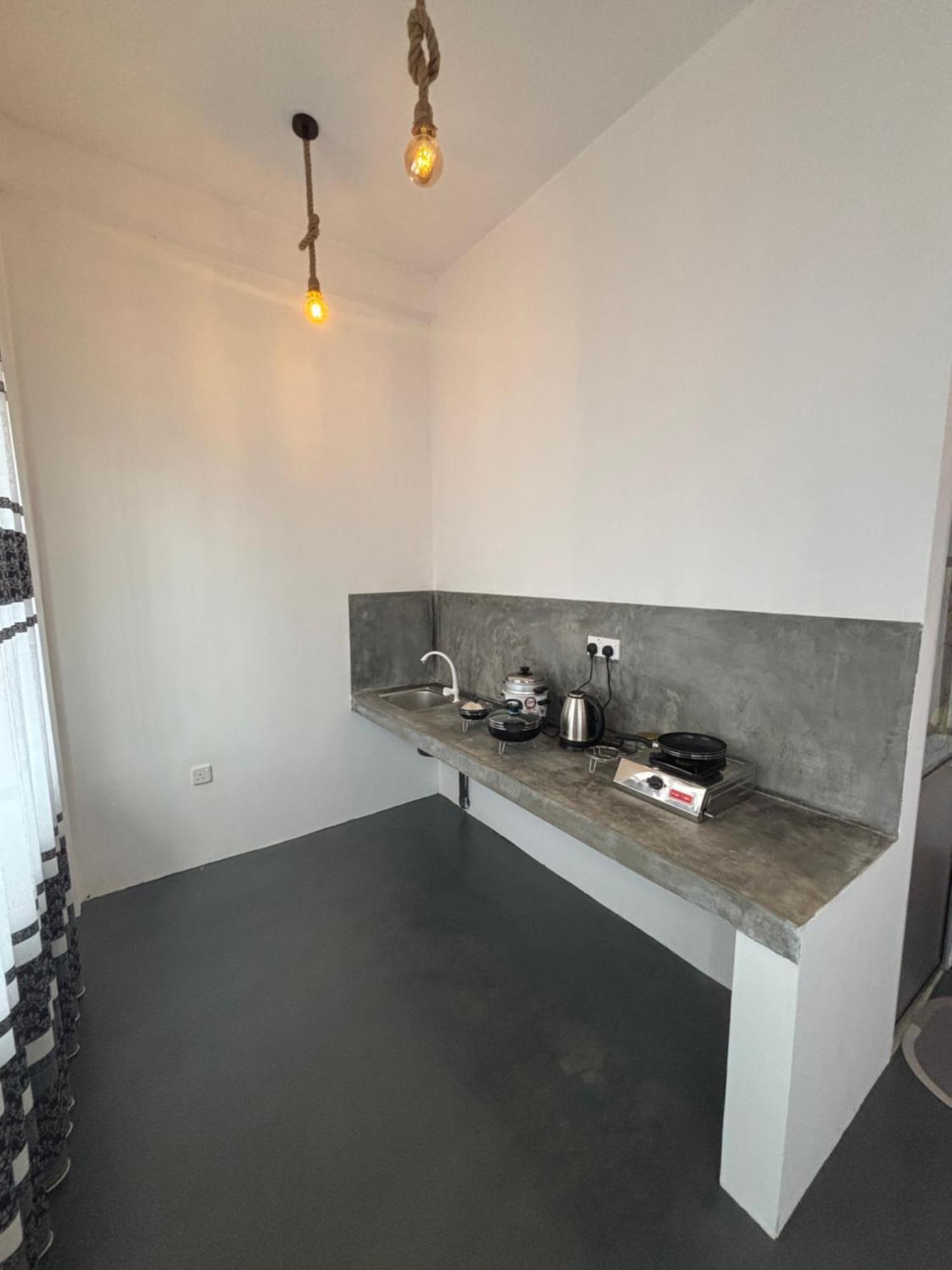 Noble Nest Hirikatiya Hotel Dickwella Room photo