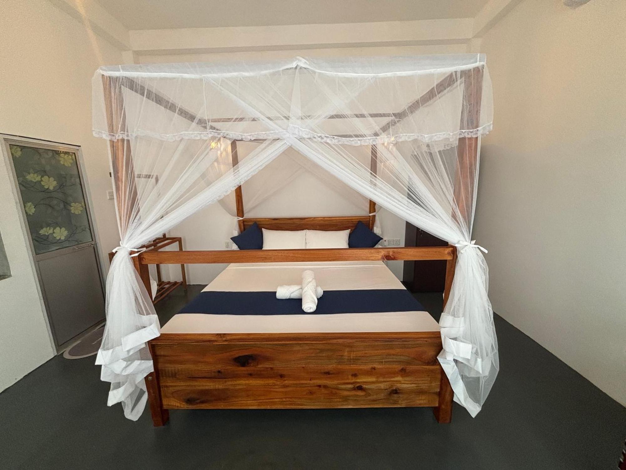 Noble Nest Hirikatiya Hotel Dickwella Room photo